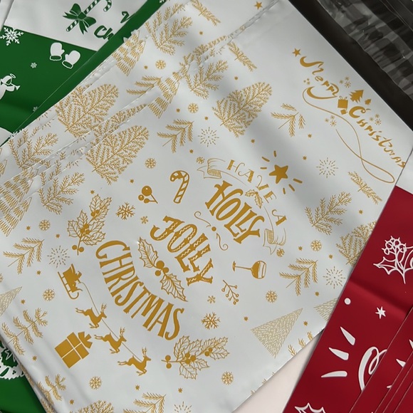 CLEARANCE 35 pcs Mixed Christmas Poly Mailers - Picture 3 of 6